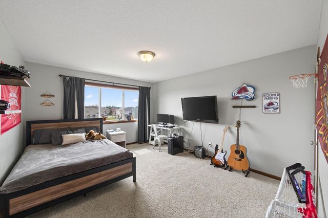 1169 Rosemary Lane, Chaska, MN 55318