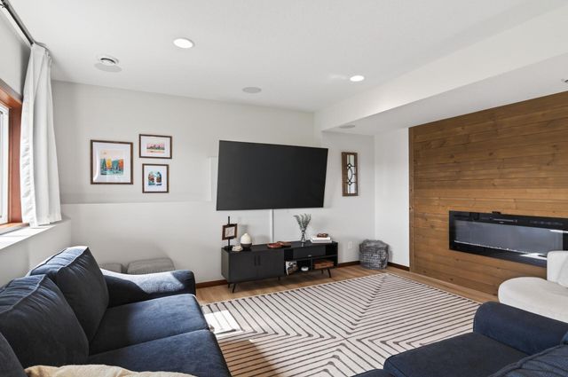 1169 Rosemary Lane, Chaska, MN 55318