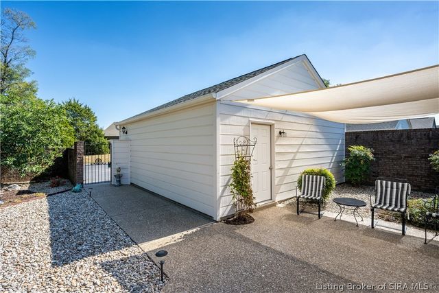 38 Abby Chase, Jeffersonville, IN 47130