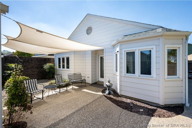 38 Abby Chase, Jeffersonville, IN 47130