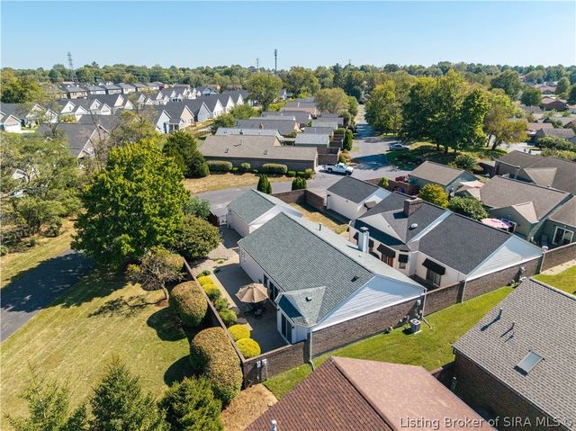 38 Abby Chase, Jeffersonville, IN 47130