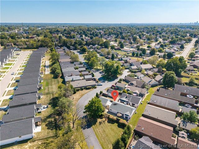 38 Abby Chase, Jeffersonville, IN 47130