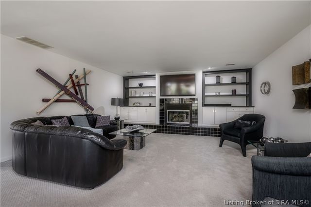 38 Abby Chase, Jeffersonville, IN 47130