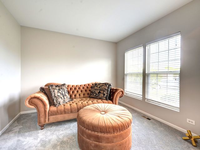 6 Forsythia Court, Bolingbrook, IL 60490