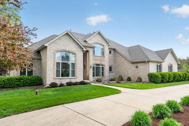 37W530 Grey Barn Road, St. Charles, IL 60175