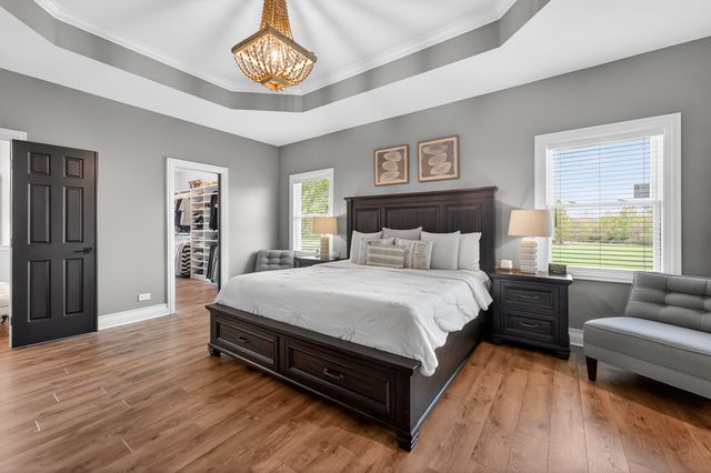 37W530 Grey Barn Road, St. Charles, IL 60175