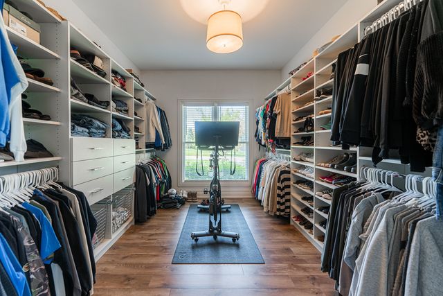 37W530 Grey Barn Road, St. Charles, IL 60175
