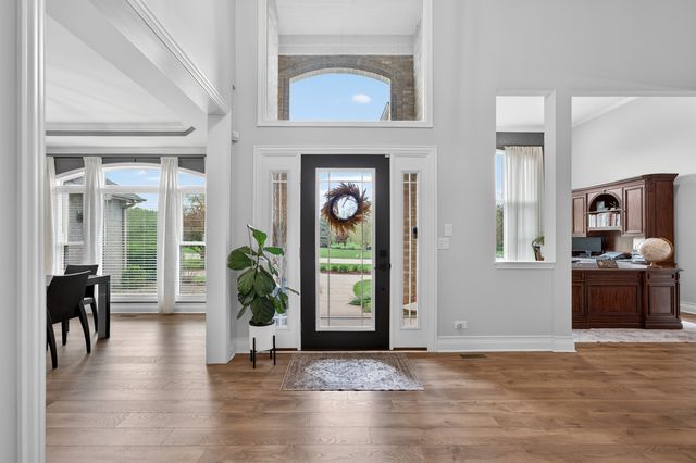37W530 Grey Barn Road, St. Charles, IL 60175