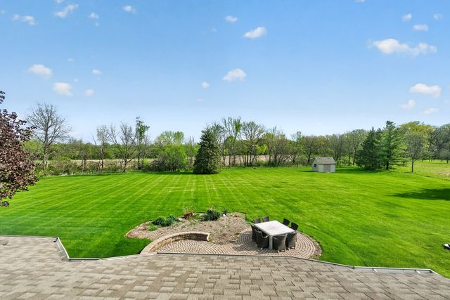 37W530 Grey Barn Road, St. Charles, IL 60175