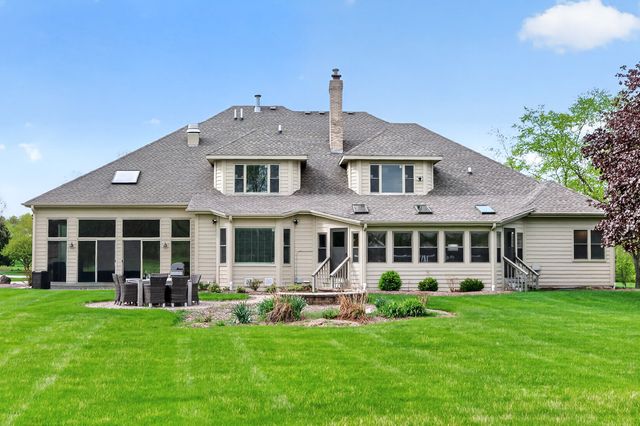 37W530 Grey Barn Road, St. Charles, IL 60175