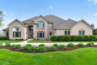 37W530 Grey Barn Road, St. Charles, IL 60175