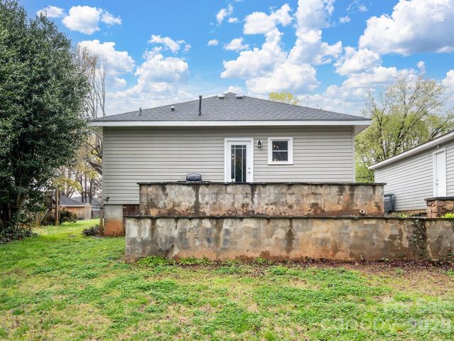 2101 Jackson Street, Belmont, NC 28012