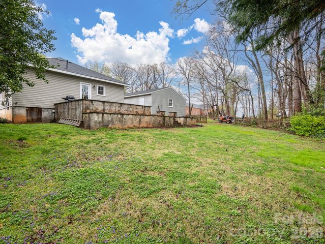 2101 Jackson Street, Belmont, NC 28012