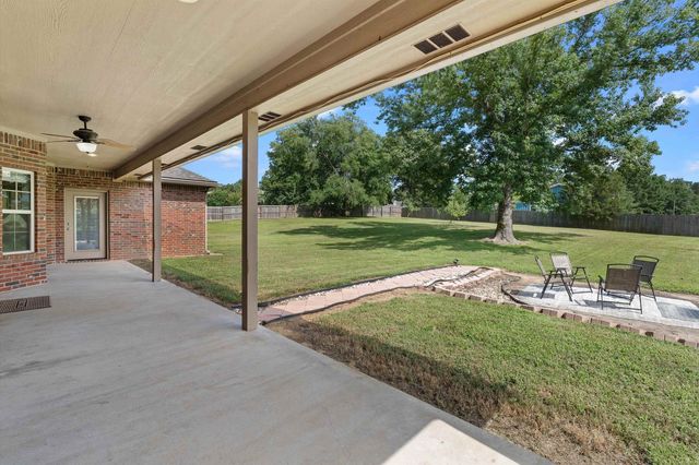 102 Tiger Lily, Diana, TX 75640