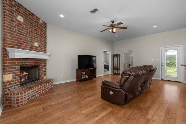102 Tiger Lily, Diana, TX 75640