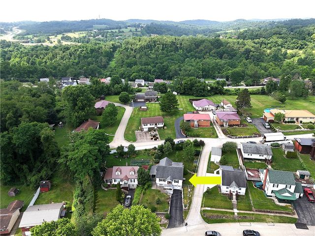 57 8th St, South Union Twp, PA 15401