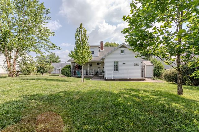 57 8th St, South Union Twp, PA 15401