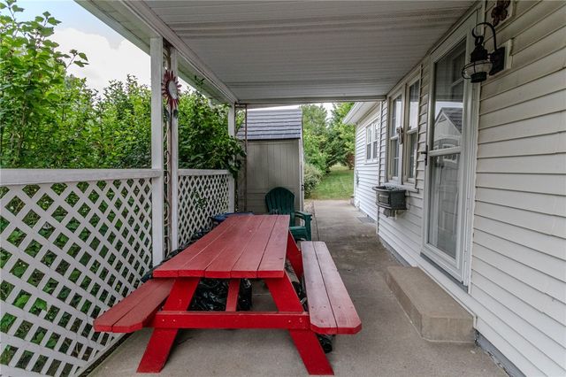 57 8th St, South Union Twp, PA 15401