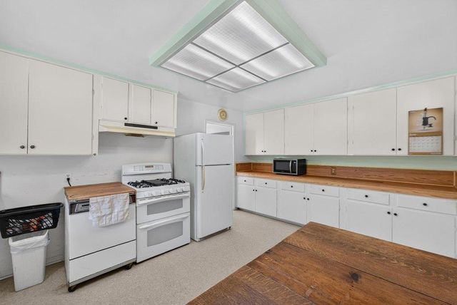 82 Doering Lane, Watsonville, CA 95076