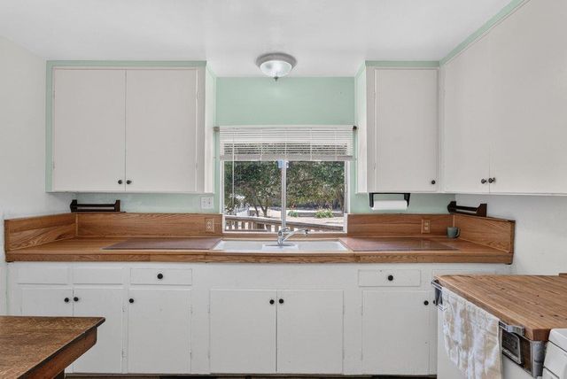 82 Doering Lane, Watsonville, CA 95076