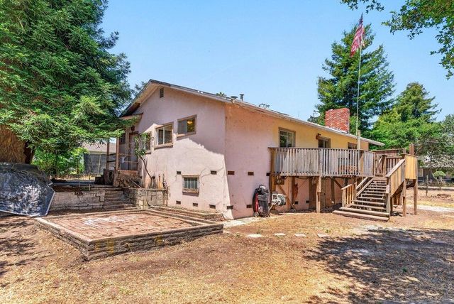 82 Doering Lane, Watsonville, CA 95076