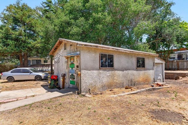 82 Doering Lane, Watsonville, CA 95076