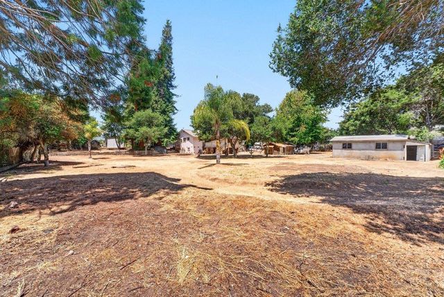 82 Doering Lane, Watsonville, CA 95076