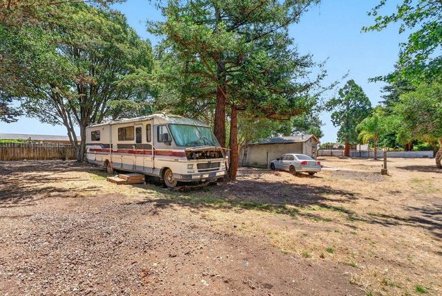 82 Doering Lane, Watsonville, CA 95076