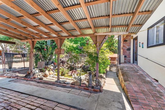 82 Doering Lane, Watsonville, CA 95076