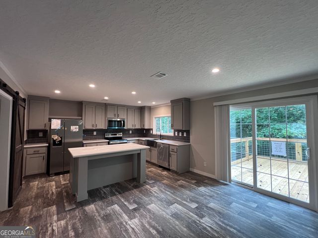 112 Autumn Lane NE, Milledgeville, GA 31061