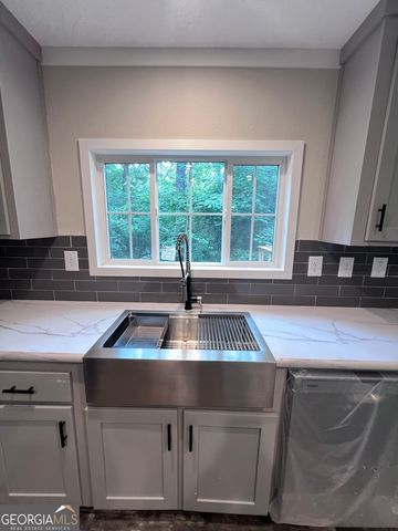 112 Autumn Lane NE, Milledgeville, GA 31061