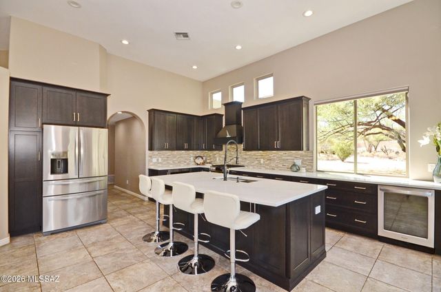 990 W Silver Spring Place, Oro Valley, AZ 85755