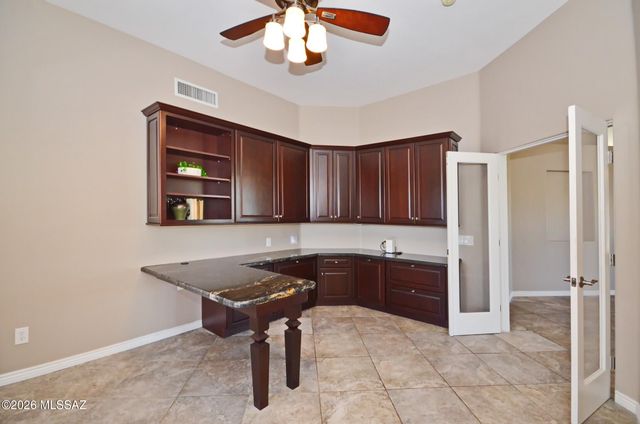 990 W Silver Spring Place, Oro Valley, AZ 85755