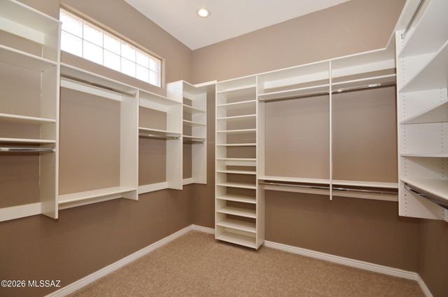 990 W Silver Spring Place, Oro Valley, AZ 85755