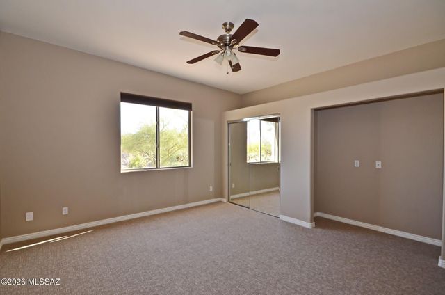 990 W Silver Spring Place, Oro Valley, AZ 85755