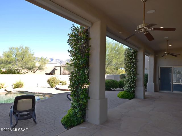 990 W Silver Spring Place, Oro Valley, AZ 85755