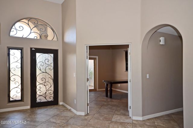 990 W Silver Spring Place, Oro Valley, AZ 85755