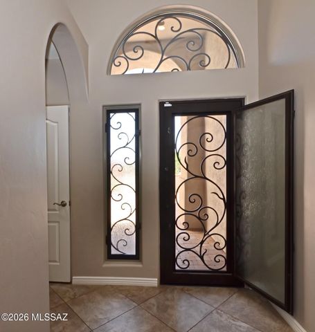 990 W Silver Spring Place, Oro Valley, AZ 85755