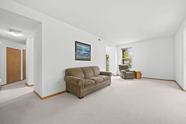 24850 W Franklin Lane, Plainfield, IL 60585