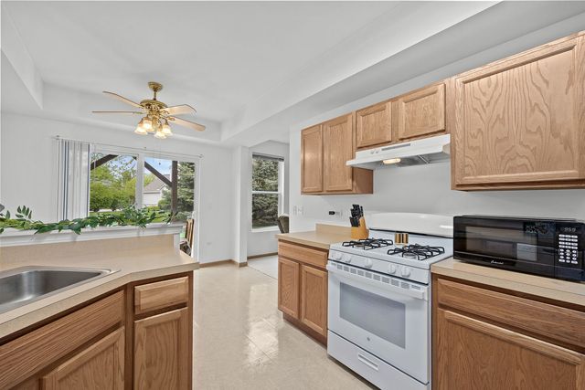 24850 W Franklin Lane, Plainfield, IL 60585