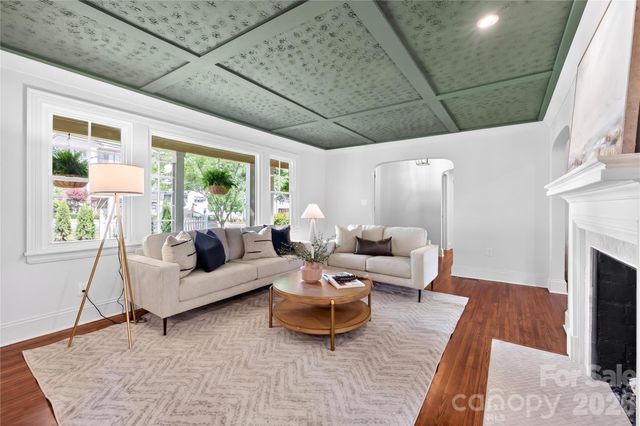 2501 Runnymede Lane, Charlotte, NC 28209