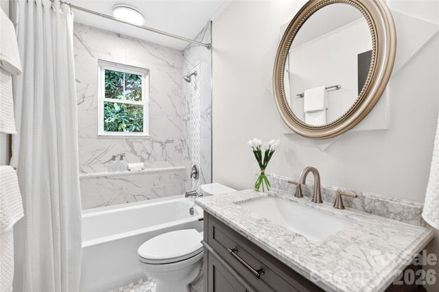 2501 Runnymede Lane, Charlotte, NC 28209