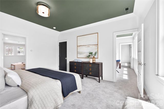 2501 Runnymede Lane, Charlotte, NC 28209