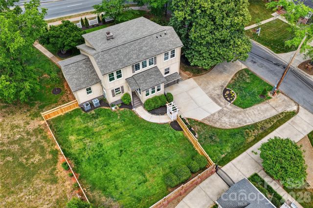 2501 Runnymede Lane, Charlotte, NC 28209