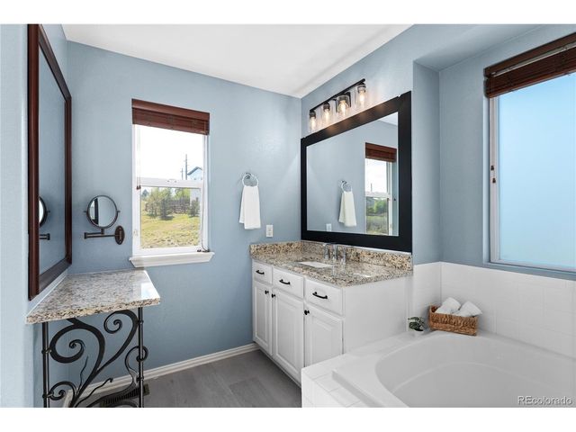 2307 Paint Pony Cir, Castle Rock, CO 80108