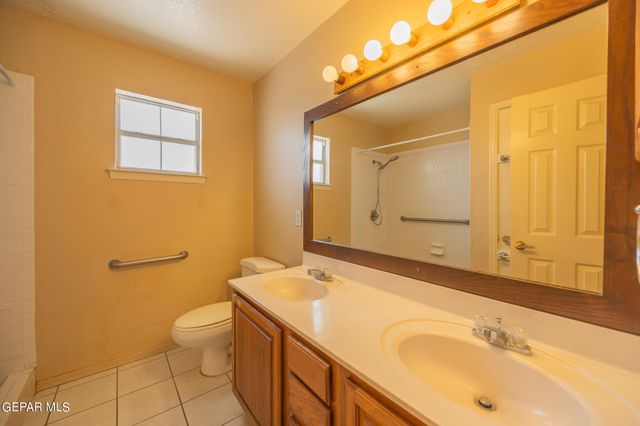 11716 Pueblo Fuerte Court, El Paso, TX 79936