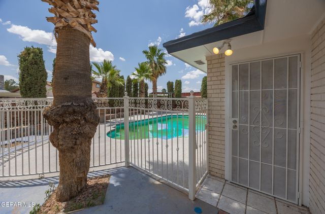 11716 Pueblo Fuerte Court, El Paso, TX 79936