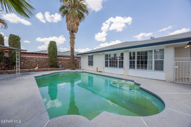 11716 Pueblo Fuerte Court, El Paso, TX 79936