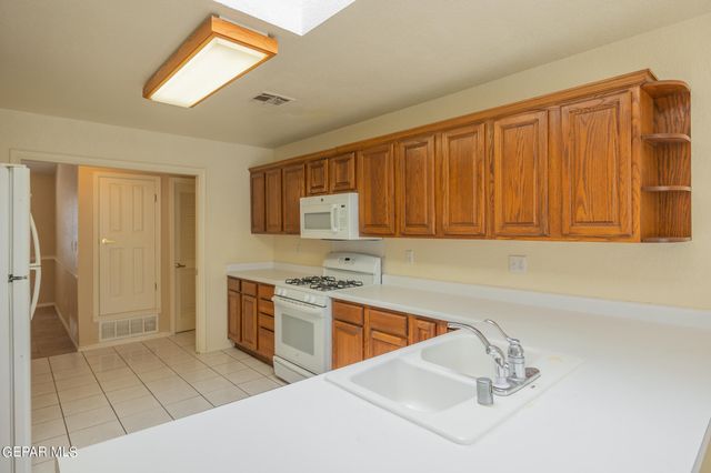 11716 Pueblo Fuerte Court, El Paso, TX 79936