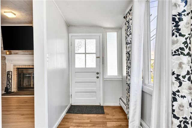 203 Farmington Avenue, Cranston, RI 02920